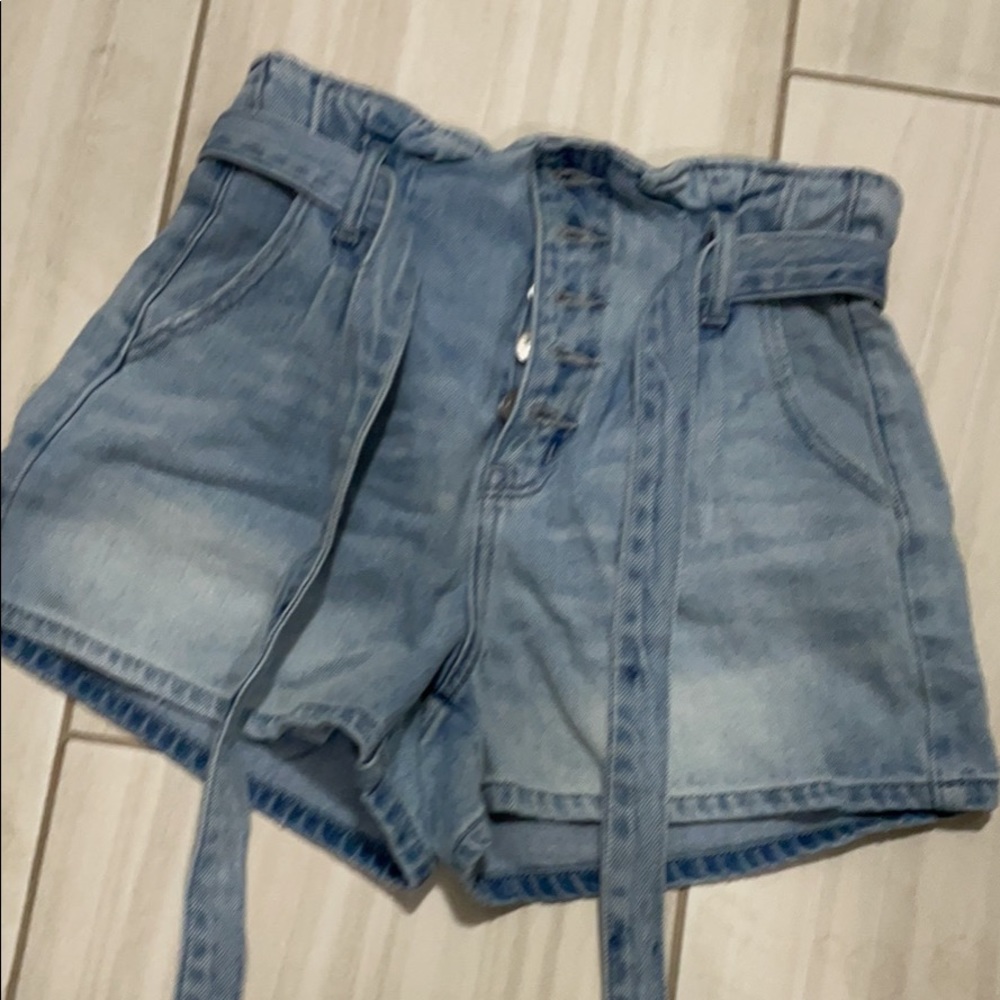 American eagle mom shorts